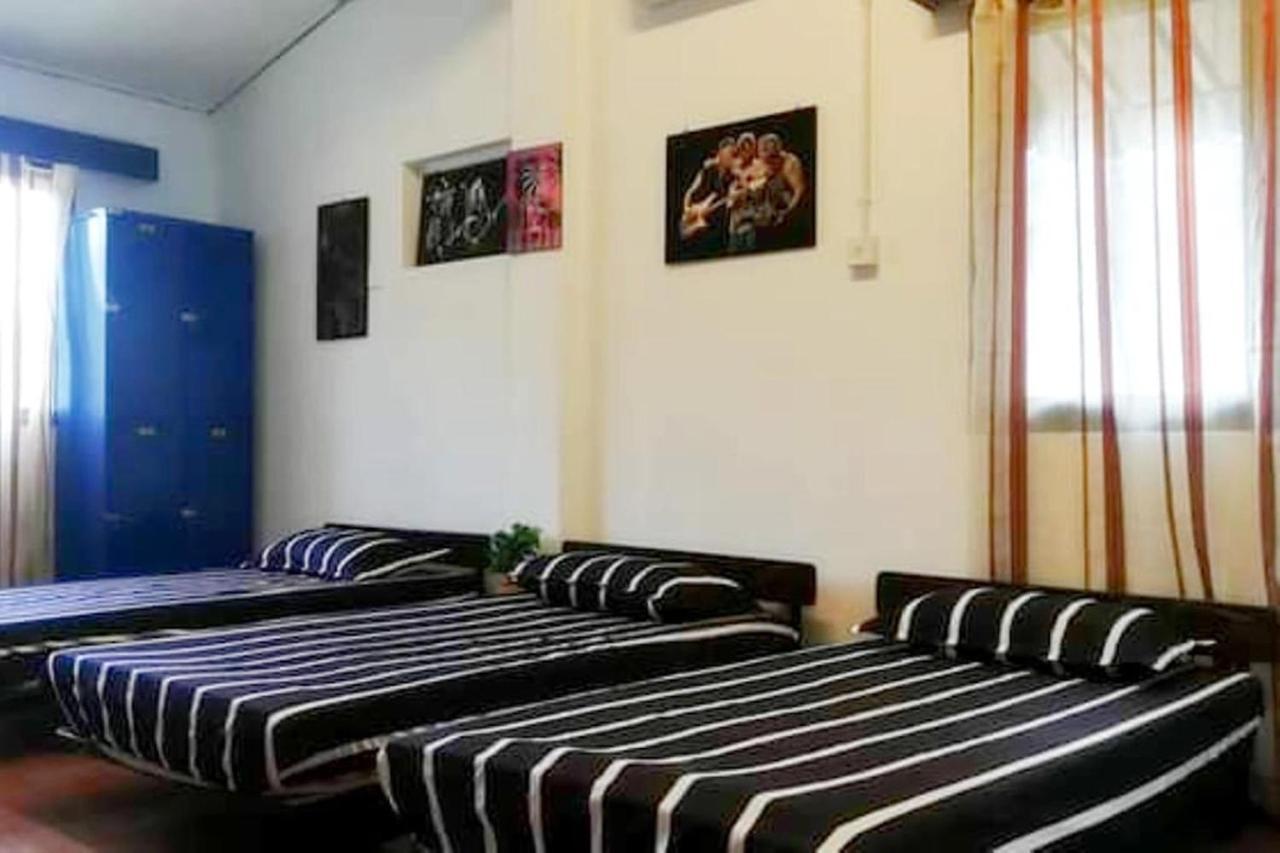 Bagan Pinang Guest House Port Dickson Extérieur photo